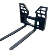 5,500 lb Pallet Fork 45" wide with Tines